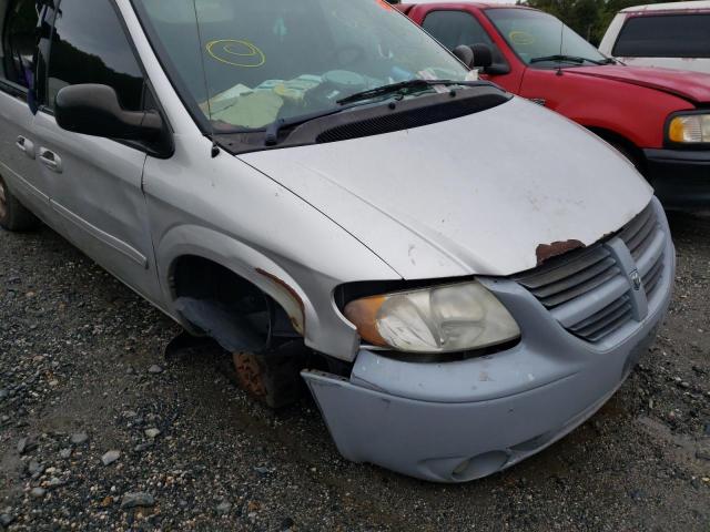 Photo 9 from auction – 2005 DODGE GRAND CARA with VIN 2D4GP44L15R537787
