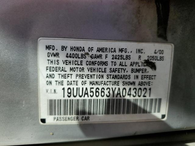 Photo 10 from auction – 2000 ACURA 3.2TL with VIN 19UUA5663YA043021