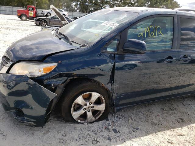 Photo 9 from auction – 2012 TOYOTA SIENNA LE with VIN 5TDKK3DC3CS261181