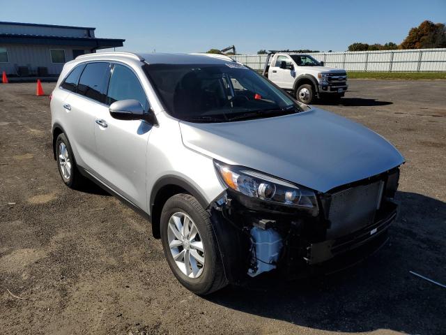 KIA SORENTO LX 2018 with VIN 5XYPG4A34JG357185 - Photo from auction