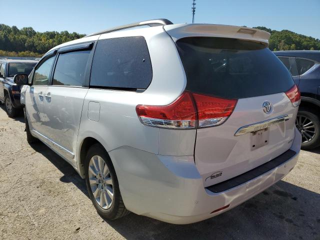 Photo 3 from auction – 2011 TOYOTA SIENNA XLE with VIN 5TDYK3DC6BS173251
