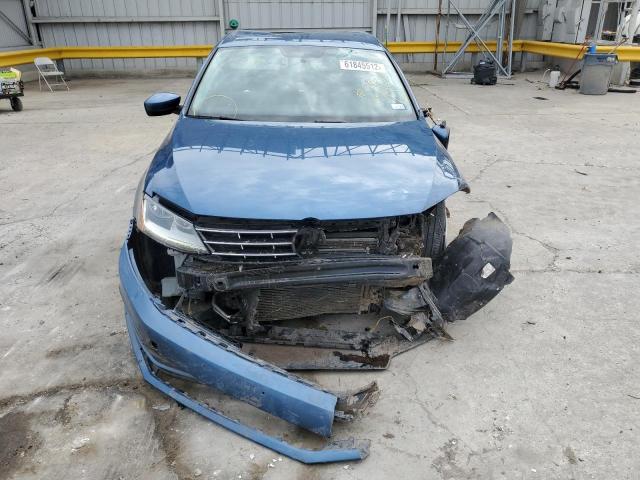 Photo 9 from auction – 2018 VOLKSWAGEN JETTA S with VIN 3VW2B7AJ0JM261501