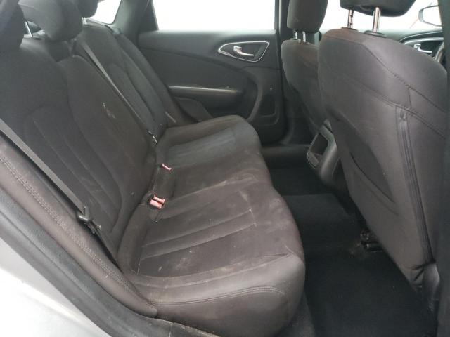 Photo 6 from auction – 2015 CHRYSLER 200 LIMITE with VIN 1C3CCCAB0FN570263