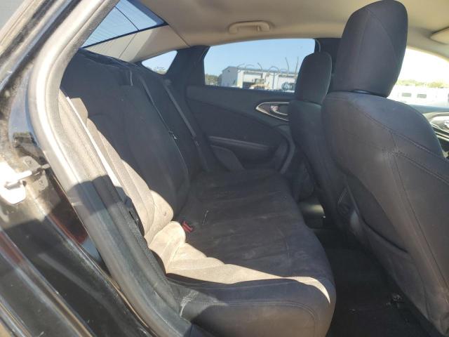 Photo 6 from auction – 2015 CHRYSLER 200 LIMITE with VIN 1C3CCCAB9FN608217
