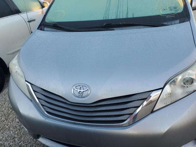 Photo 7 from auction – 2014 TOYOTA SIENNA XLE with VIN 5TDYK3DC6ES438402