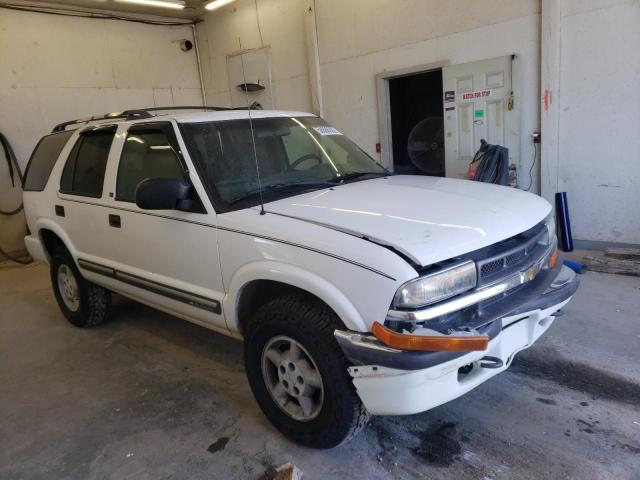 Photo 1 from auction – 2000 CHEVROLET BLAZER with VIN 1GNDT13W1Y2299228