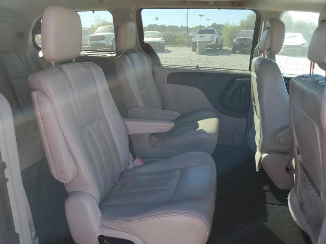 Photo 6 from auction – 2012 CHRYSLER TOWN & COU with VIN 2C4RC1CG2CR117196