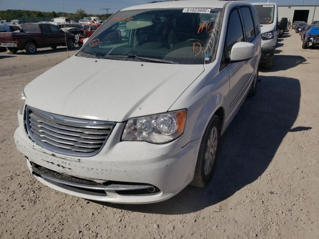 Photo 2 from auction – 2016 CHRYSLER TOWN & COU with VIN 2C4RC1BGXGR295316