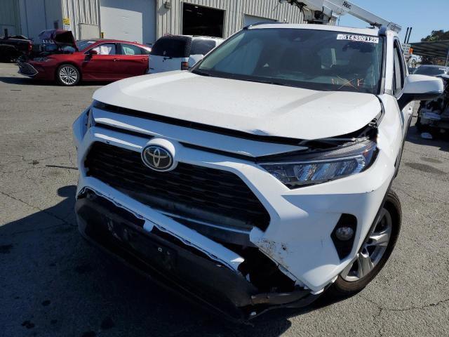 Photo 9 from auction – 2021 TOYOTA RAV4 XLE with VIN 2T3W1RFV5MC099335