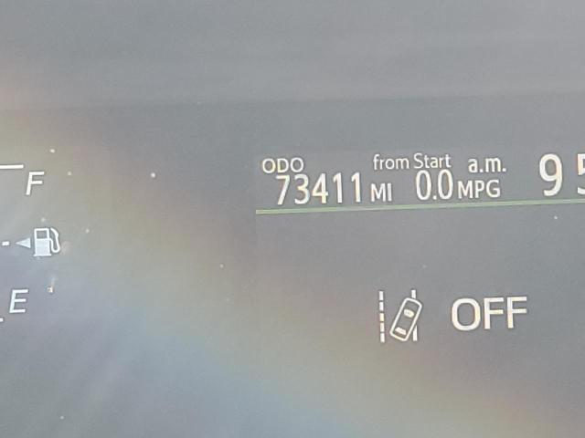 Photo 8 from auction – 2017 TOYOTA PRIUS C with VIN JTDKDTB37H1592363