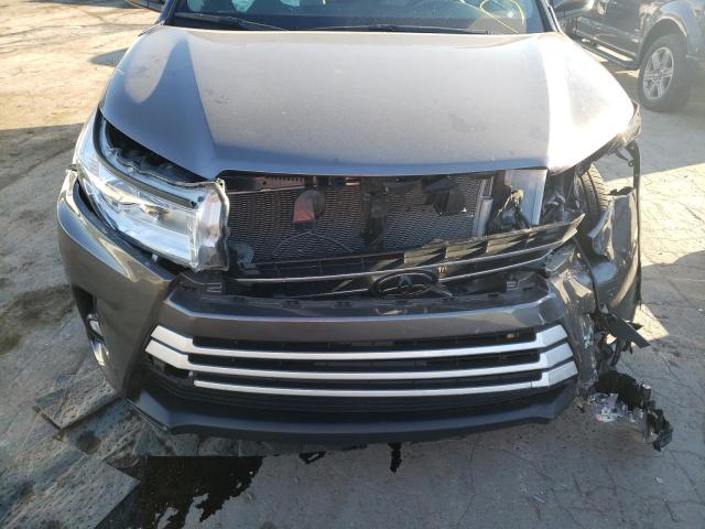 Photo 9 from auction – 2019 TOYOTA HIGHLANDER with VIN 5TDKZRFH0KS554459