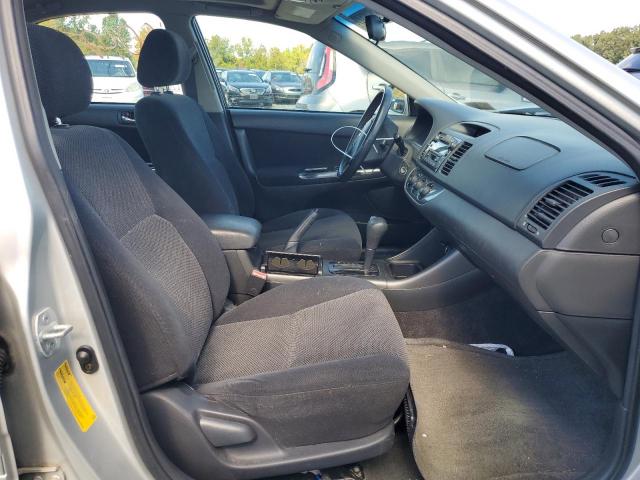 Photo 5 from auction – 2002 TOYOTA CAMRY LE with VIN 4T1BE30K42U023639