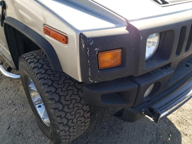 Photo 9 from auction – 2005 HUMMER H2 with VIN 5GRGN23U85H116953