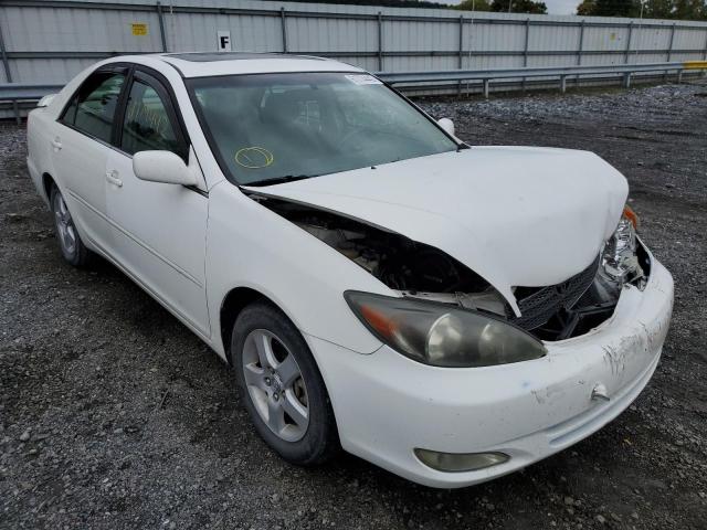 TOYOTA CAMRY LE 2003 with VIN 4T1BF32K53U050697 - Photo from auction
