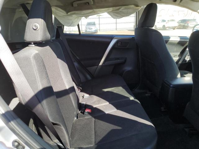 Photo 6 from auction – 2015 TOYOTA RAV4 LE with VIN JTMBFREV9FD140081