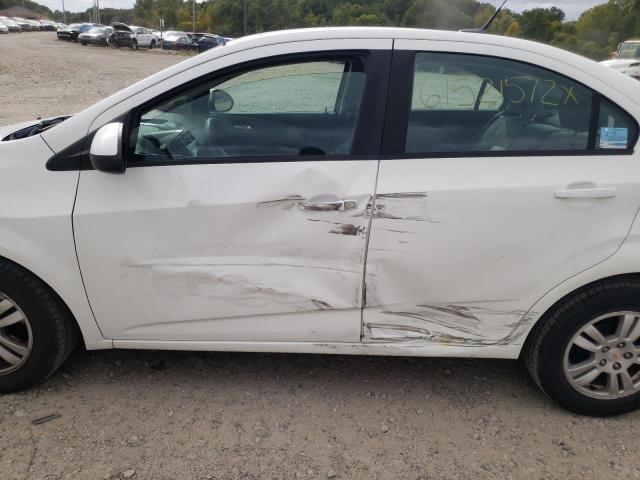 Фото 9 с аукциона – 2012 CHEVROLET SONIC LS с VIN 1G1JA5SH5C4154078