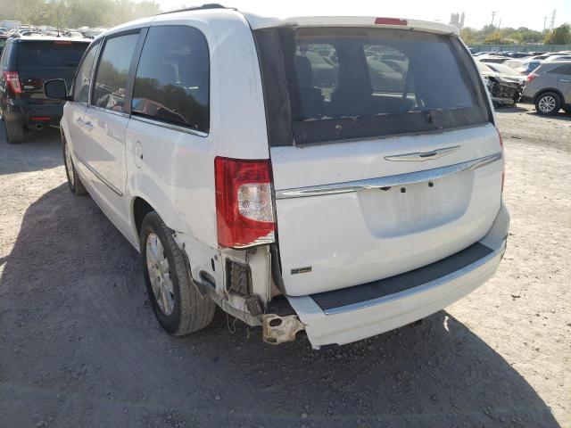 Photo 3 from auction – 2016 CHRYSLER TOWN & COU with VIN 2C4RC1BGXGR295316