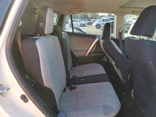 Photo 6 from auction – 2016 TOYOTA RAV4 XLE with VIN JTMWFREV0GJ060947