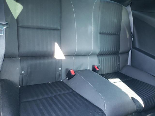 Photo 6 from auction – 2015 CHEVROLET CAMARO LS with VIN 2G1FB1E37F9256589