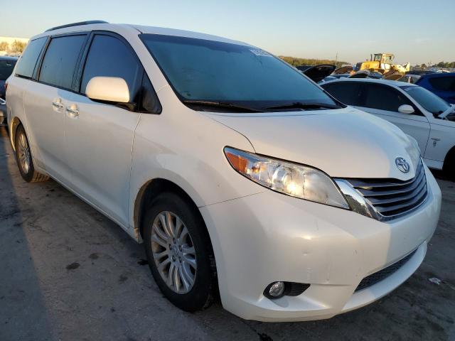 TOYOTA SIENNA XLE 2015 with VIN 5TDYK3DC7FS632065 - Photo from auction