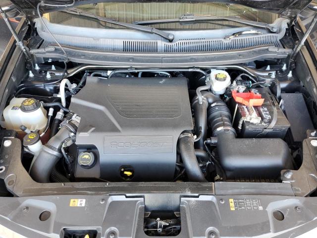 Photo 7 from auction – 2019 LINCOLN MKT with VIN 2LMHJ5AT1KBL01898
