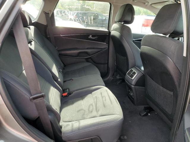Photo 6 from auction – 2016 KIA SORENTO LX with VIN 5XYPGDA32GG138539