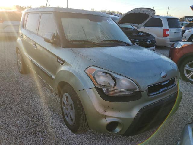 KIA SOUL 2013 with VIN KNDJT2A54D7581081 - Photo from auction