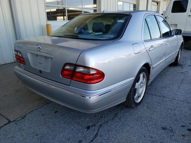 Photo 4 from auction – 2000 MERCEDES-BENZ E 430 with VIN WDBJF70J0YB139080