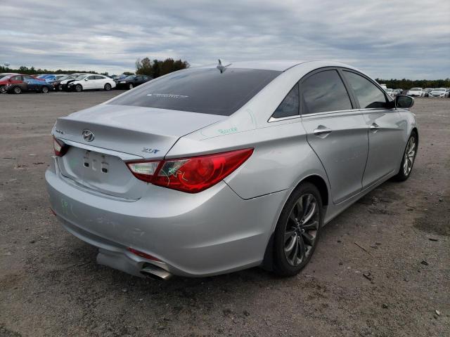 Photo 4 from auction – 2012 HYUNDAI SONATA SE with VIN 5NPEC4AB1CH329219