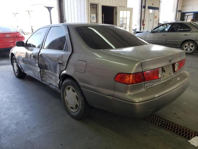Photo 3 from auction – 2000 TOYOTA CAMRY CE with VIN 4T1BG22K9YU695545