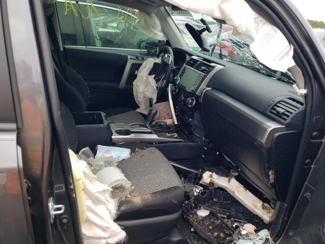 Photo 5 from auction – 2022 TOYOTA 4RUNNER SR with VIN JTEEU5JR1N5275550