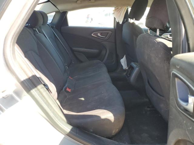 Photo 6 from auction – 2015 CHRYSLER 200 LIMITE with VIN 1C3CCCAB1FN621740