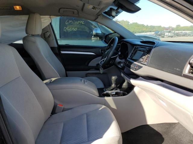 Photo 5 from auction – 2018 TOYOTA HIGHLANDER with VIN 5TDBZRFH5JS884340
