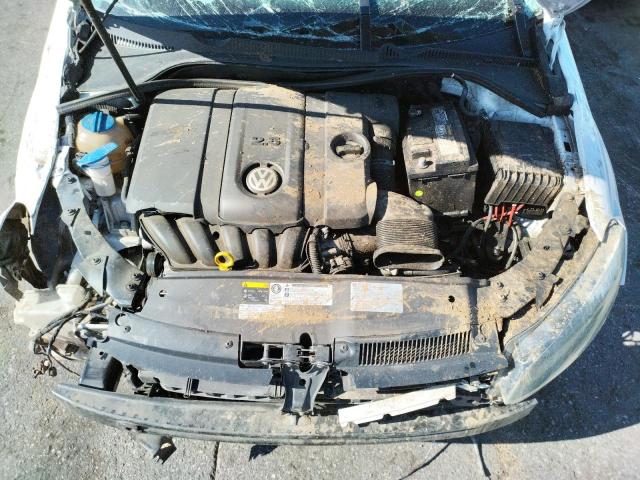 Photo 7 from auction – 2014 VOLKSWAGEN GOLF with VIN WVWDB7AJ3EW008576