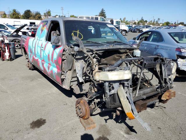 CHEVROLET SILVERADO 2002 with VIN 1GCHC29U82E230175 - Photo from auction