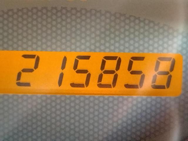 Photo 8 from auction – 2002 TOYOTA RAV4 with VIN JTEGH20V520079873