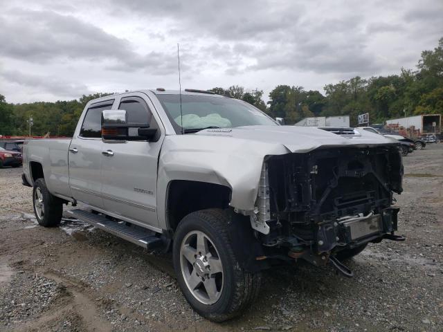 CHEVROLET SILVERADO 2019 with VIN 1GC1KTEY2KF197476 - Photo from auction