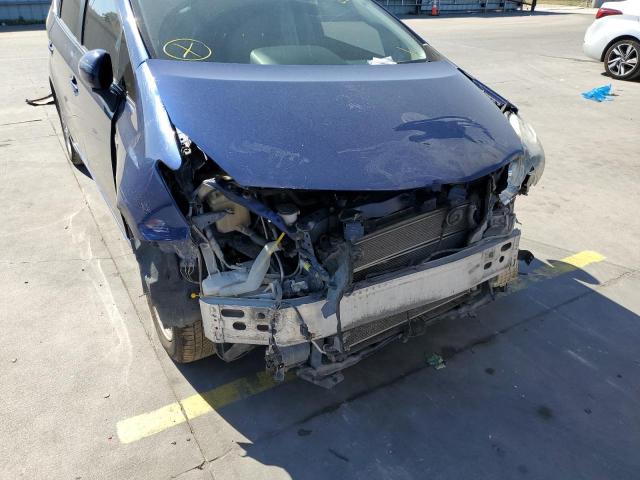 Photo 9 from auction – 2013 TOYOTA PRIUS V with VIN JTDZN3EU5D3289094