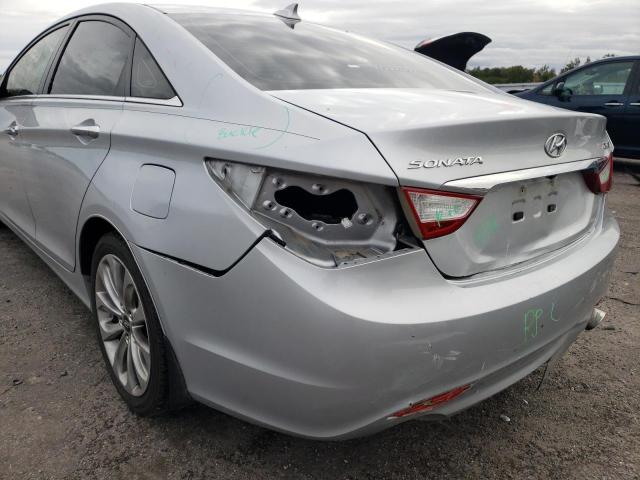 Photo 9 from auction – 2012 HYUNDAI SONATA SE with VIN 5NPEC4AB1CH329219