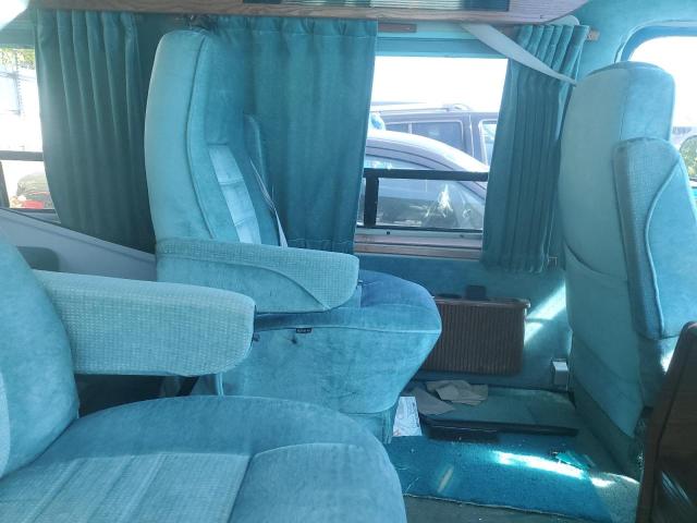 Photo 6 from auction – 1992 CHEVROLET G20 with VIN 2GBEG25K9N4131482