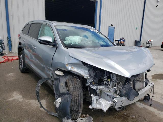 TOYOTA HIGHLANDER 2019 with VIN 5TDKZRFHXKS340109 - Photo from auction