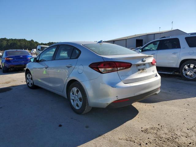 Photo 3 from auction – 2018 KIA FORTE LX with VIN 3KPFK4A78JE184796
