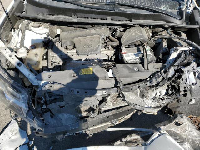 Photo 7 from auction – 2015 TOYOTA RAV4 LE with VIN JTMBFREV9FD119005