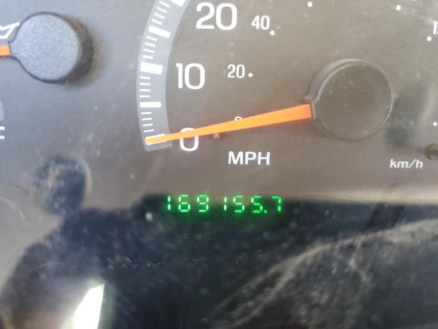 Photo 8 from auction – 2003 FORD F150 SUPER with VIN 1FTRW07683KD27738
