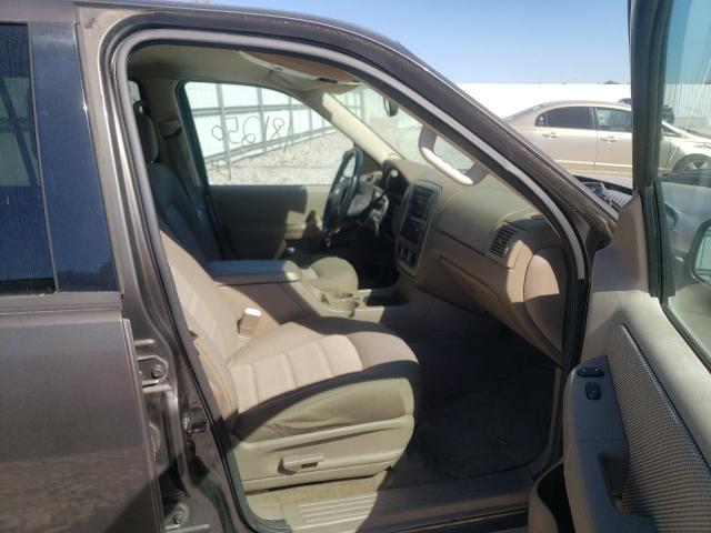 Photo 5 from auction – 2005 FORD EXPLORER X with VIN 1FMZU73W55UB61833