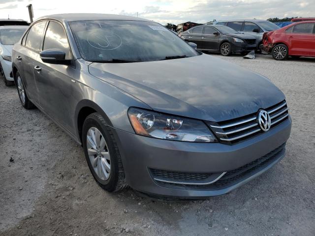 VOLKSWAGEN PASSAT S 2015 with VIN 1VWAS7A35FC043902 - Photo from auction