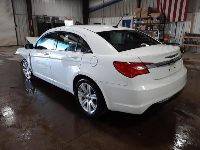 Photo 3 from auction – 2013 CHRYSLER 200 LX with VIN 1C3CCBAB2DN660490
