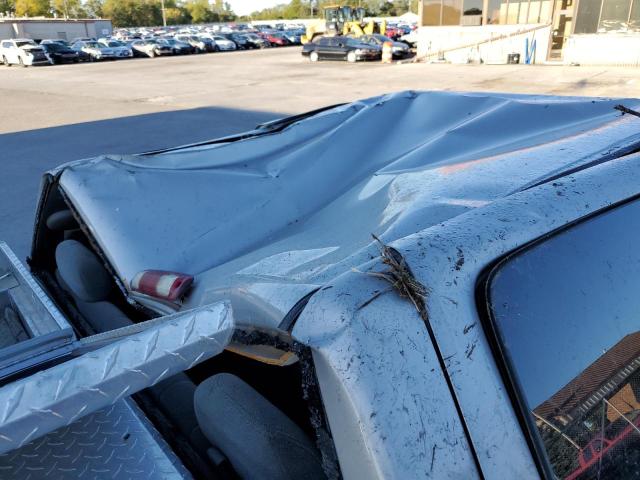 Photo 9 from auction – 2004 CHEVROLET SILVERADO with VIN 1GCHK29U54E194614