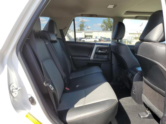 Фото 6 с аукциона – 2016 TOYOTA 4RUNNER SR с VIN JTEZU5JR8G5116786