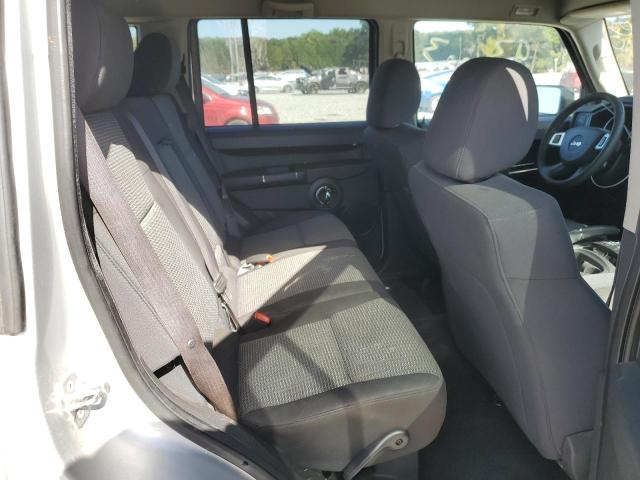 Photo 6 from auction – 2010 JEEP COMMANDER with VIN 1J4RH4GK1AC118289